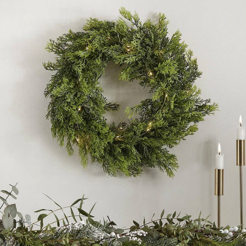 Cedar Pine Foliage Wreath with String Lights