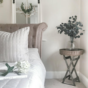 Bubble Shaped Glass Bottle Neck Vase 